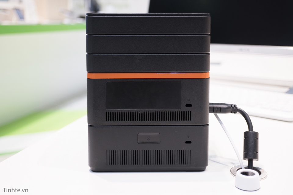 ACER REVO Tinhte-4.jpg