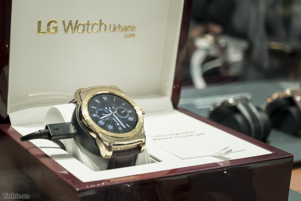 LG Urbane Lux Watch-23.jpg