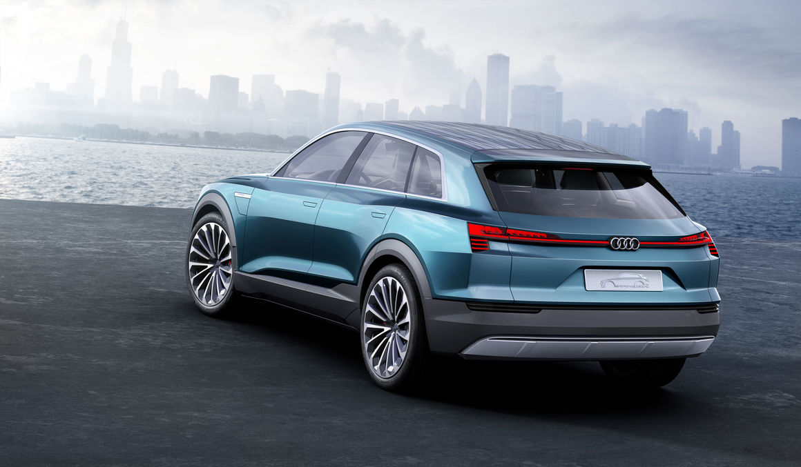 Audi E-tron 3.jpg