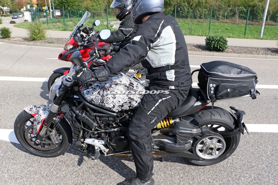 Ducati-Diavel-5.jpg