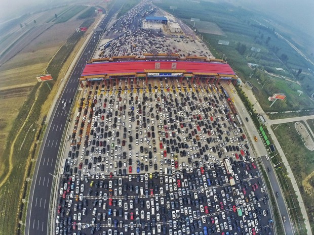 Massive-Traffic-Jam-China00001.jpg
