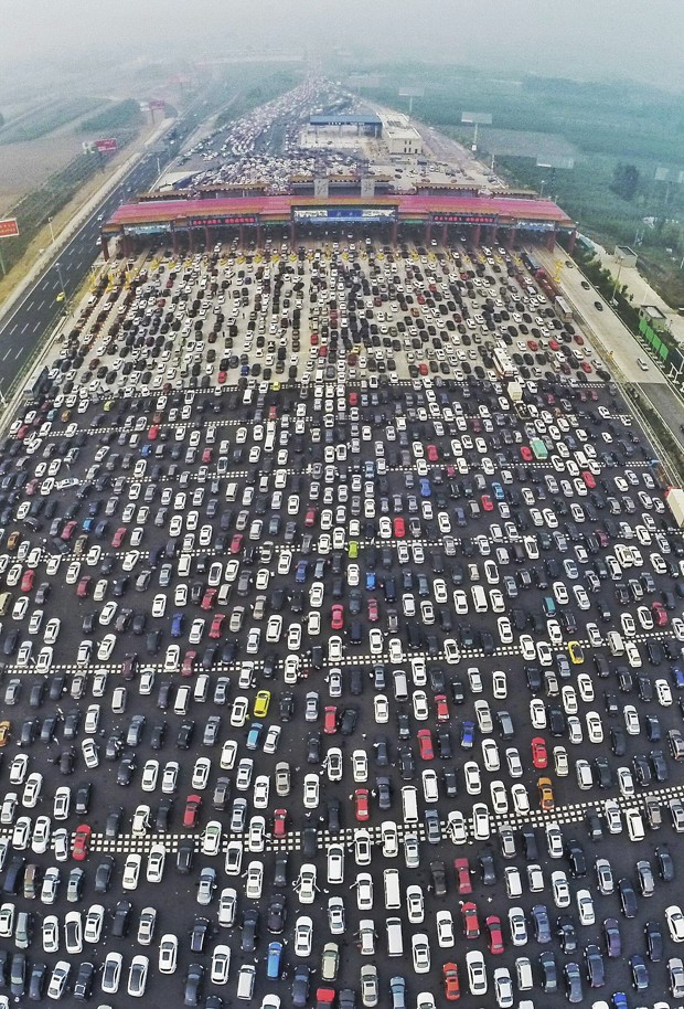 Massive-Traffic-Jam-China00003.jpg