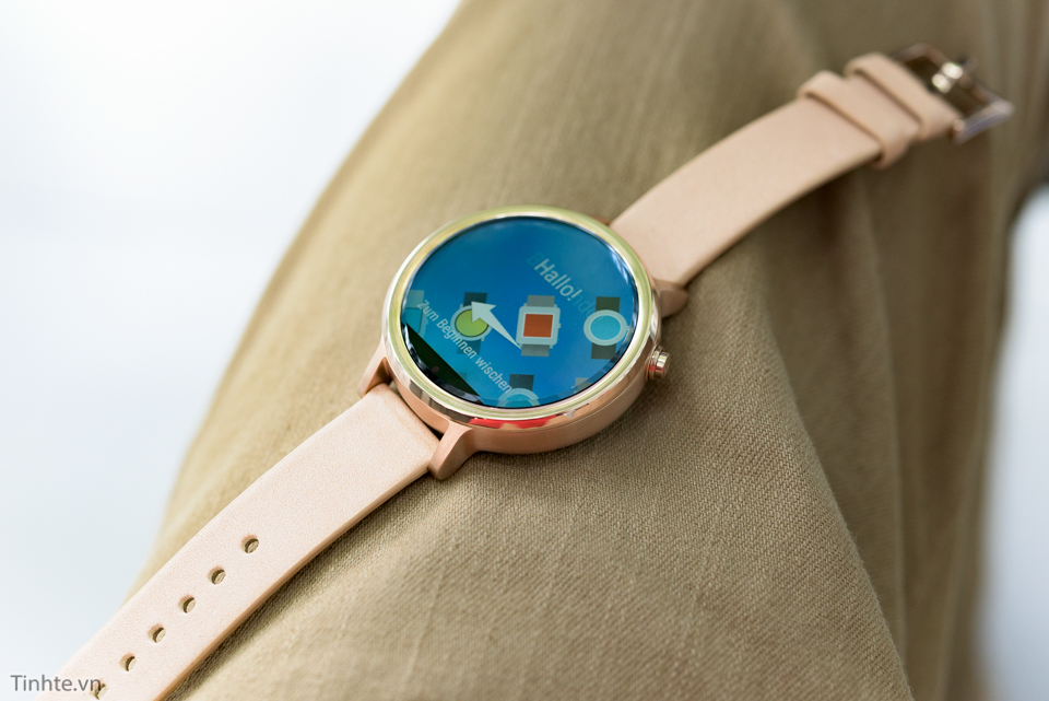 moto-36-2015-rose-gold-42mm-tinhte-4.jpg