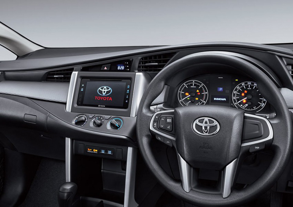 Toyota Innova 2016_Xe.tinhte.vn-11.jpg