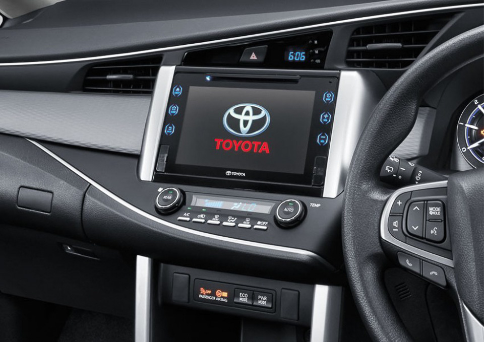 Toyota Innova 2016_Xe.tinhte.vn-12.jpg
