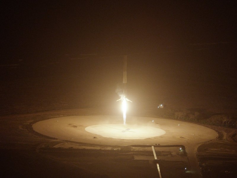 Falcon-9_tinhte_12.jpg