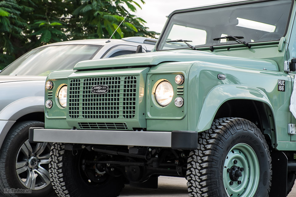 Land Rover Defender Heritage Edition_tinhte.vn-1497.jpg