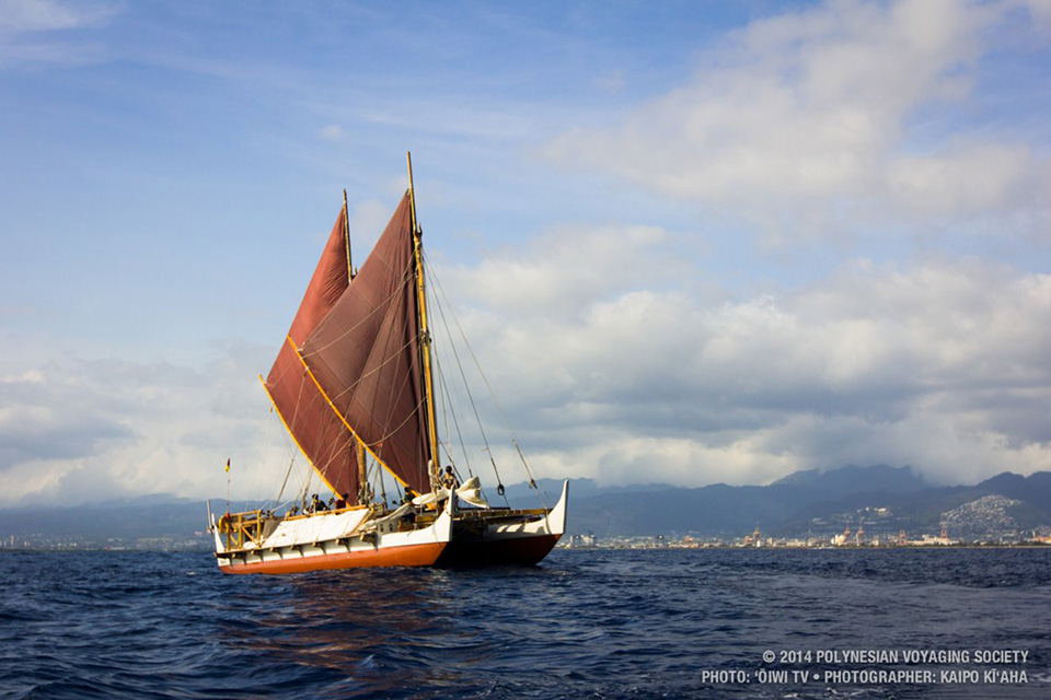 Tranh tô màu con thuyền cho bé mê khám phá đại dương
