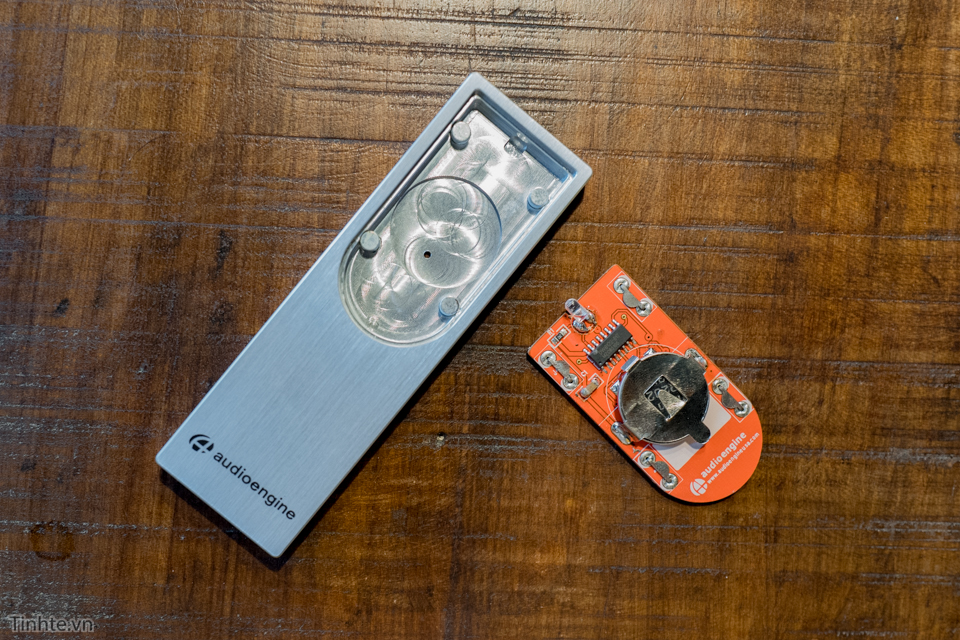 Trên tay loa kệ AudioEngine HD6: thiết kế gỗ đẹp, sang, rất nhiều kết ...
