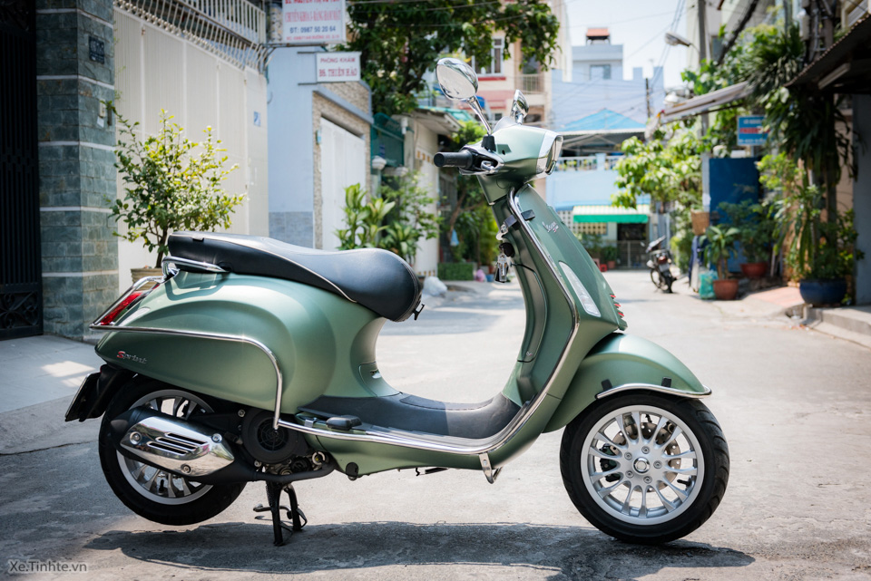 Xe.Tinhte.vn-Vespa-Sprint-xanh-reu-8.jpg