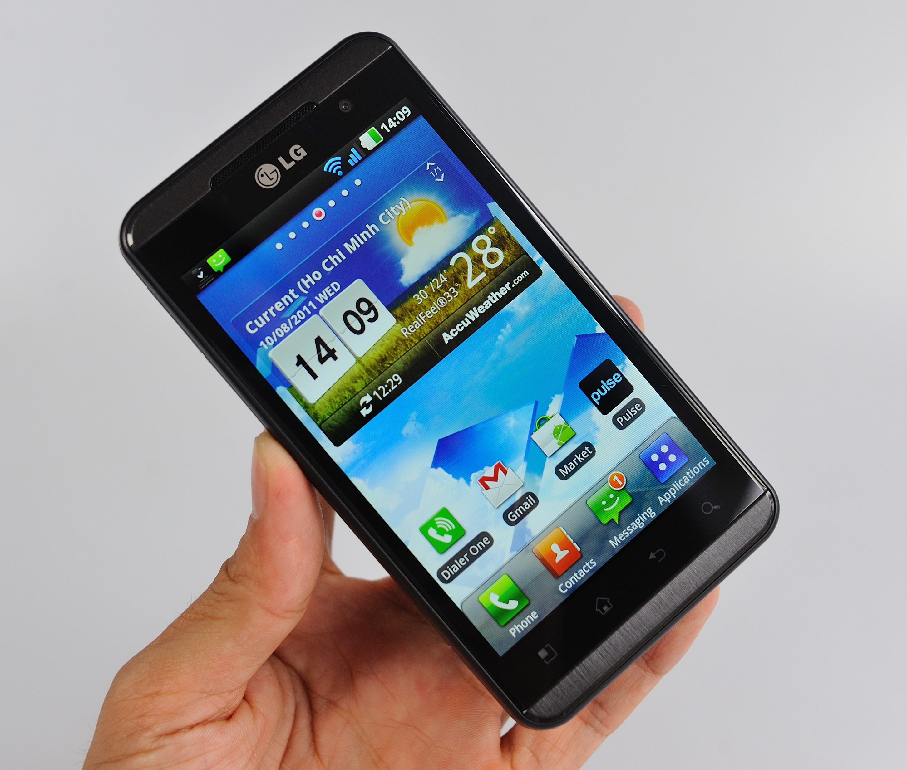 LG_Optimus_3D_Tinhte21.jpg