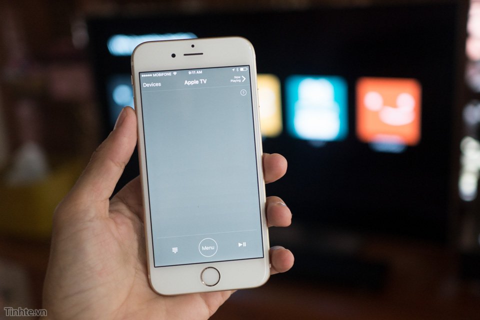 Remote_Apple_TV_Tren_iPhone_-2.jpg