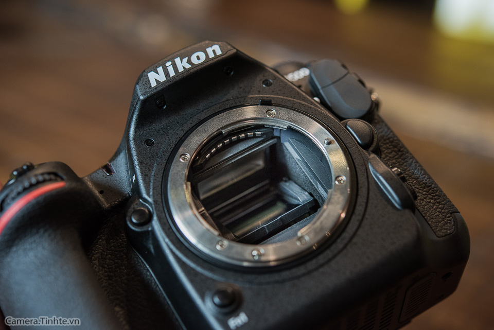 Camera.Tinhte_Nikon D500_DSC_7376.jpg