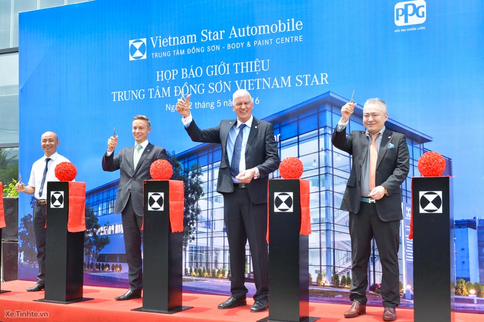 Vietnam_Star_trung-tam_dong-son_xe_tinhte_1.jpg