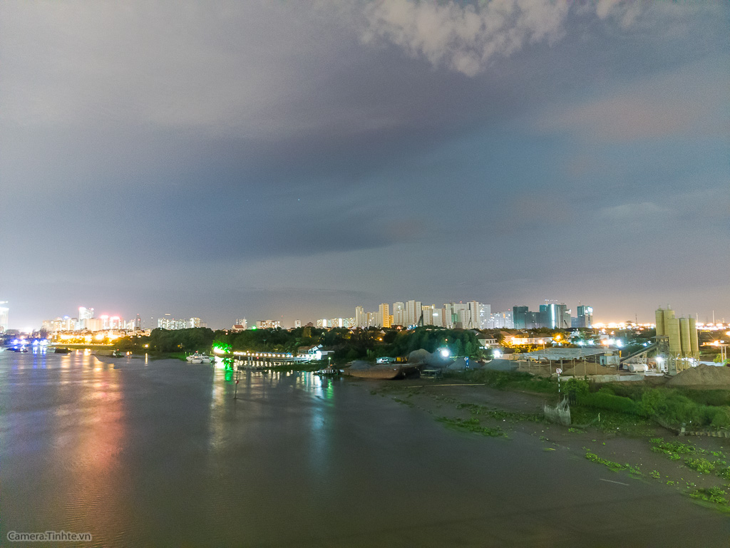 Camera.TinhTe_PrimeXMax_night_IMG_20160522_222924_RAW.jpg