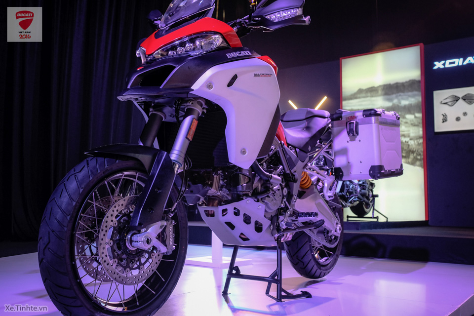Xe.Tinhte.vn-Ducati-Audi-Progressive-2016-khai-mac-3.jpg
