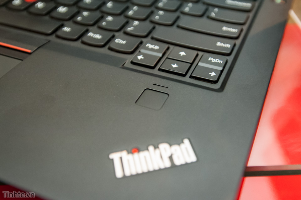 Tinhte.vn_Lenovo_ThinkPad_X1_Carbon-11.jpg