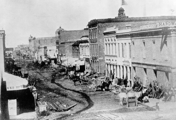 california-street-looking-east-from-montgomery-1865.jpg