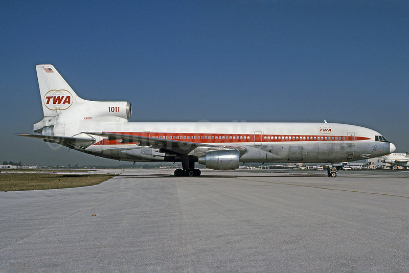 TWA L-1011-385-1 N31019 (62)(Grd) MIA (BD)(46)-L.jpg