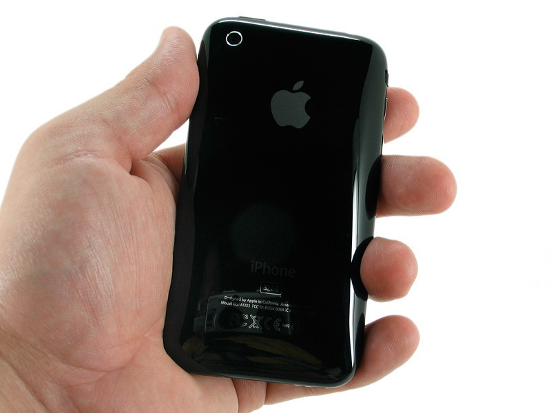 Apple-iPhone-3GS-Review-Design-05.jpg