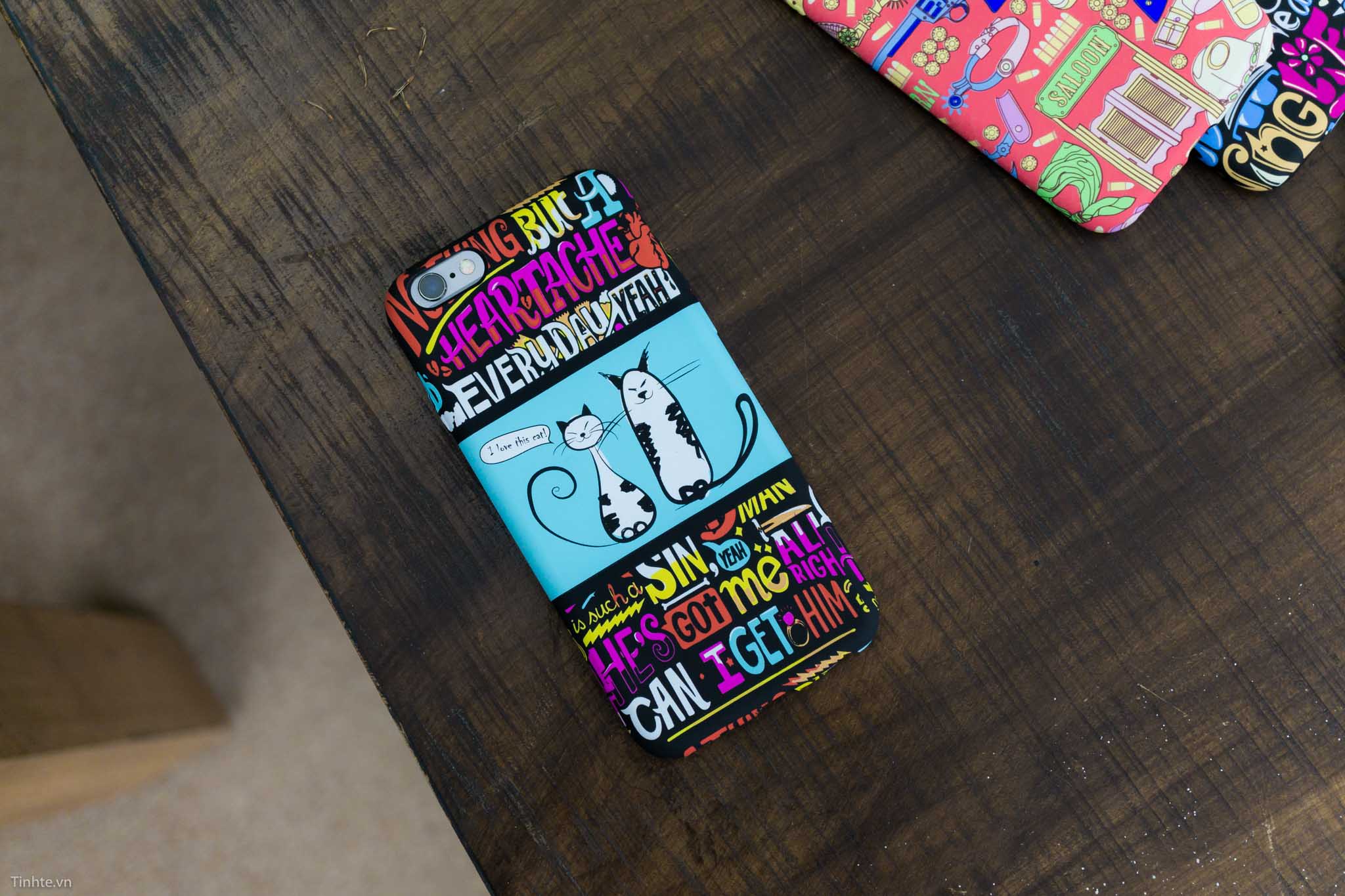 case-iphone-tinhte-5.jpg