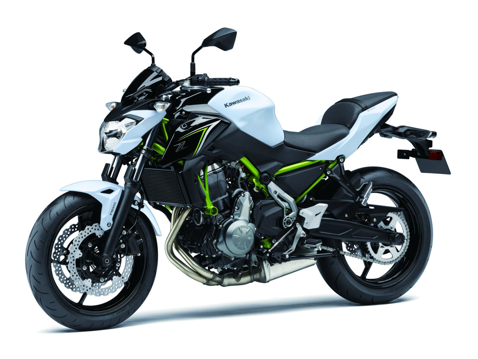 Kawasaki-Z650-2017-13.JPG