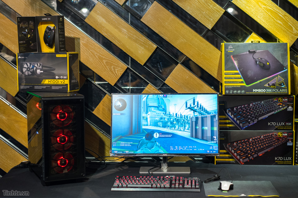 Corsair_crystal-8.jpg