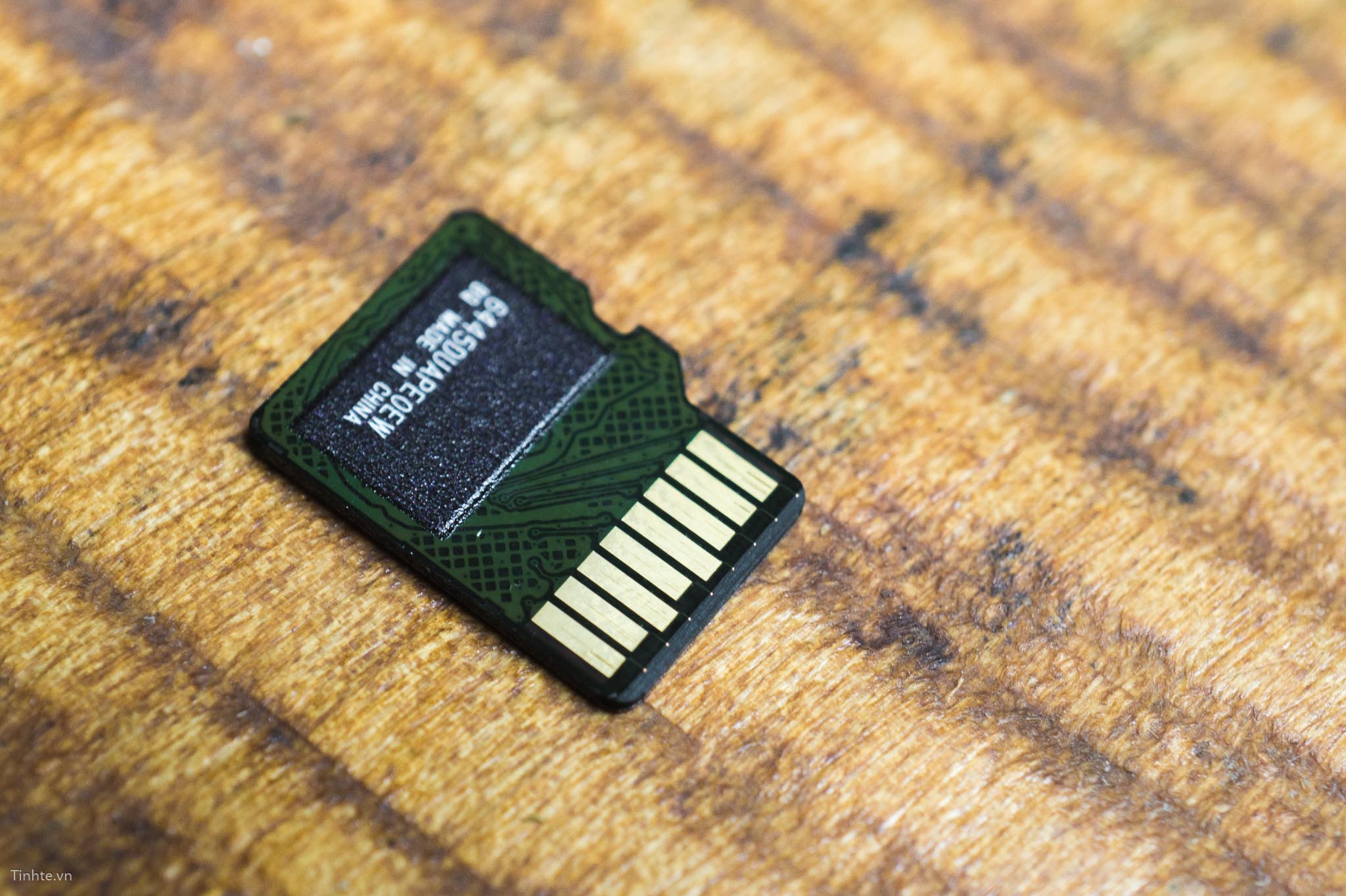 tinhte_MicroSD_Sandisk_256GB_ (5).jpg