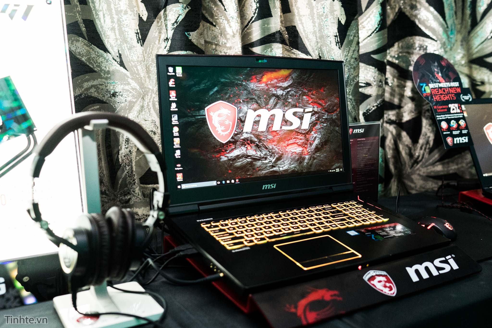 MSI_laptop-4.jpg