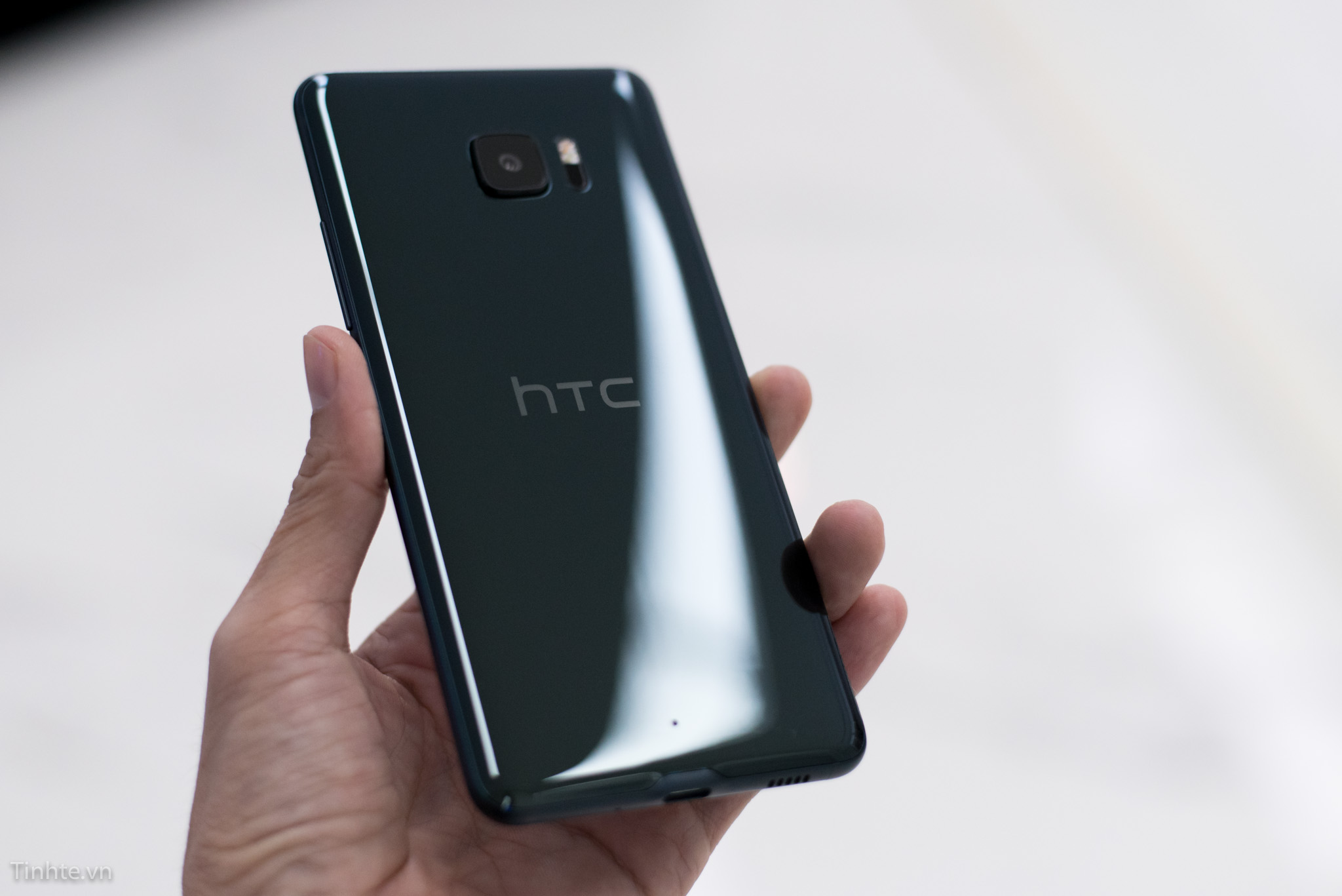 HTC-U-Trentay-8.jpg