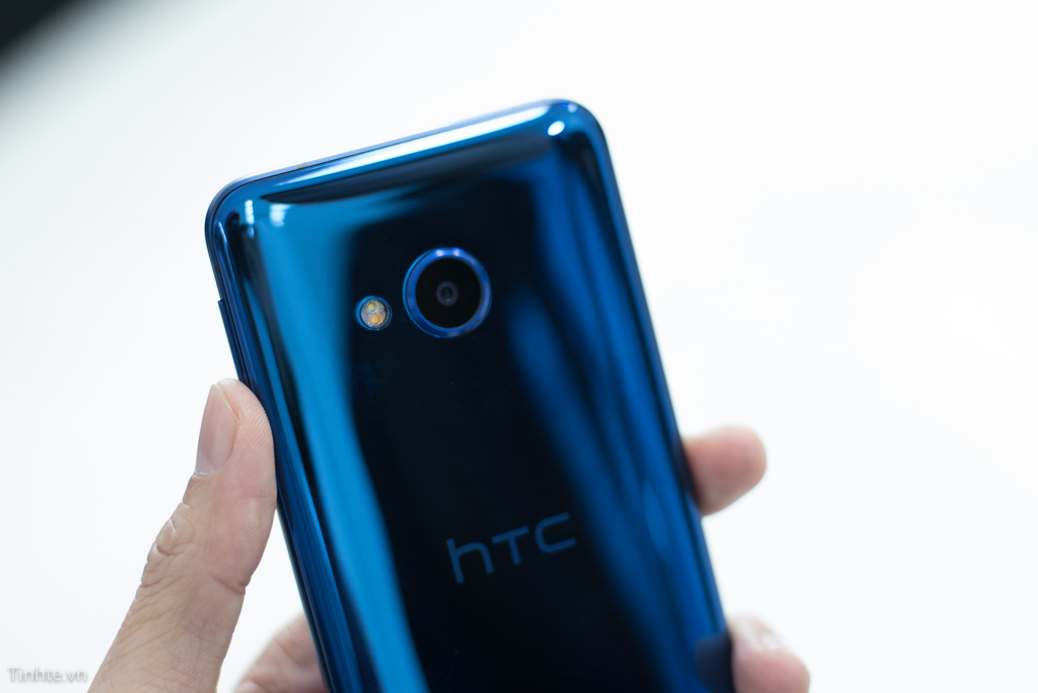 HTC-U-Trentay-27.jpg