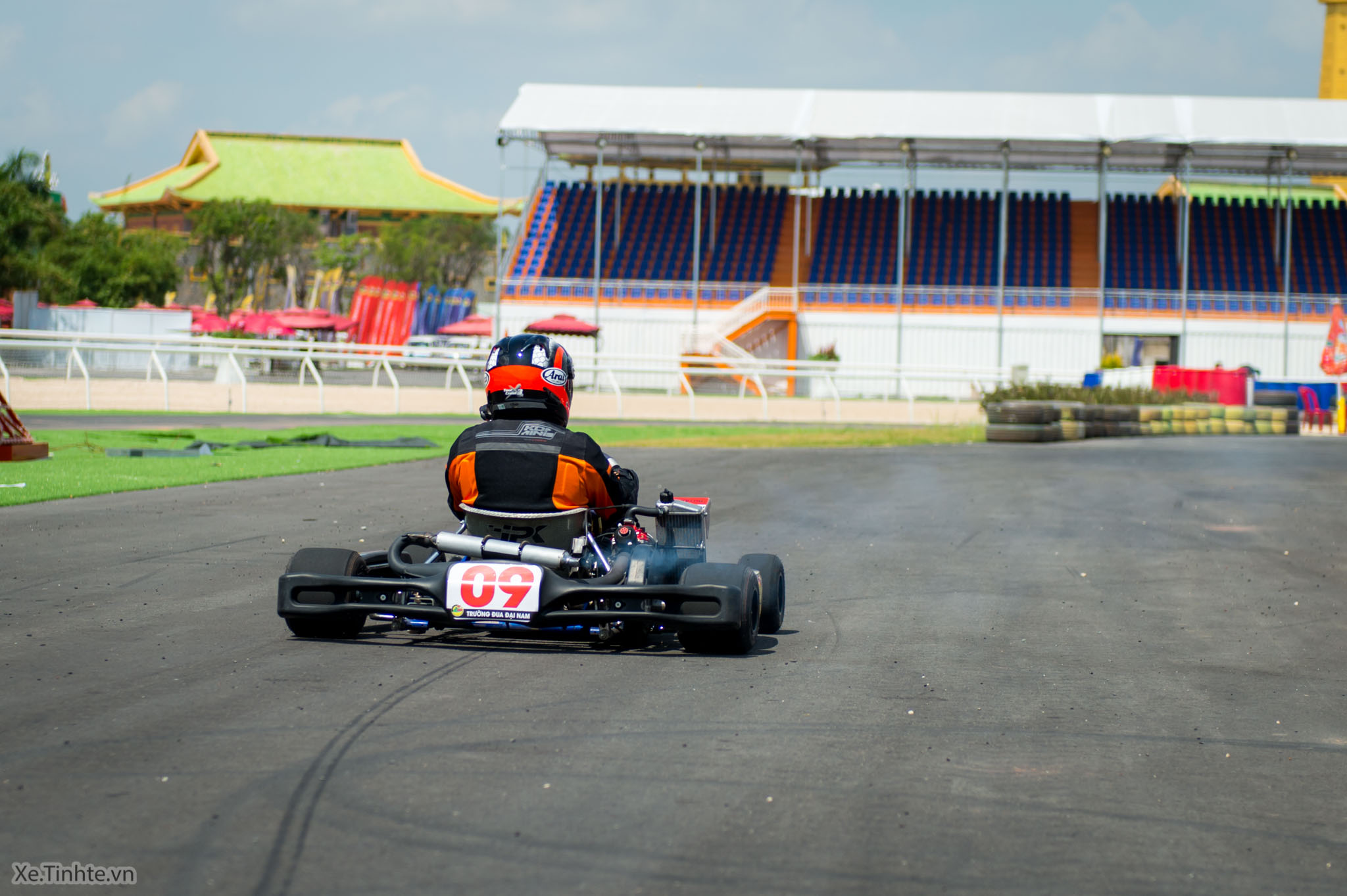 Xe.Tinhte.vn-Dua-xe-Go-Kart-Dai-Nam-6.jpg