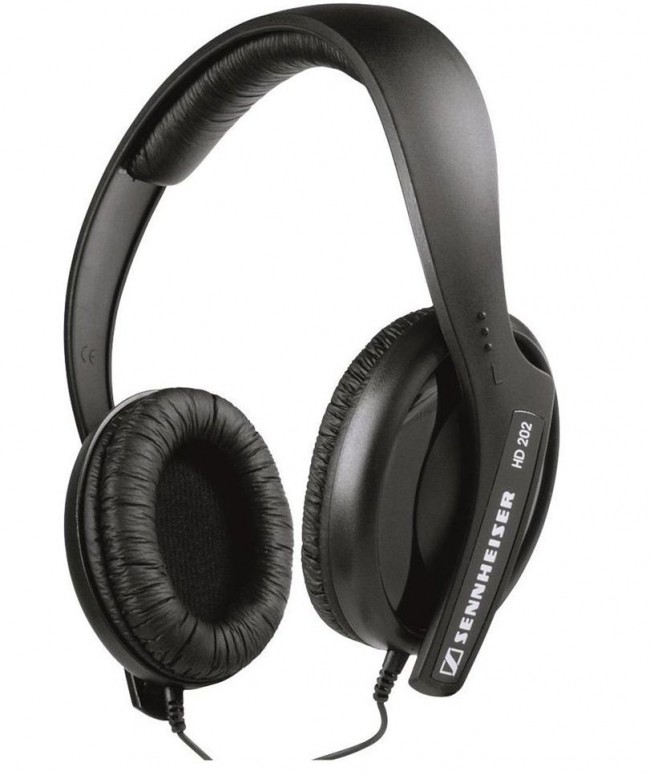 Sennheiser-HD-202-II-Professional-Closed-Dynamic-Bass-Headphones-650x775.jpg