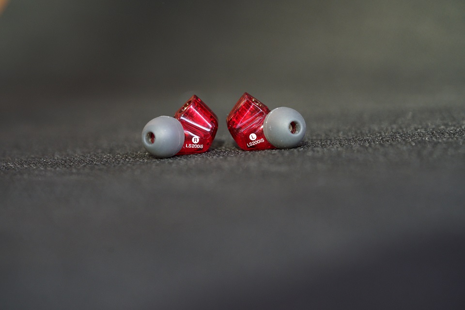 monospace-tai-nghe-in-ear-ath-ls-299iS (8).JPG