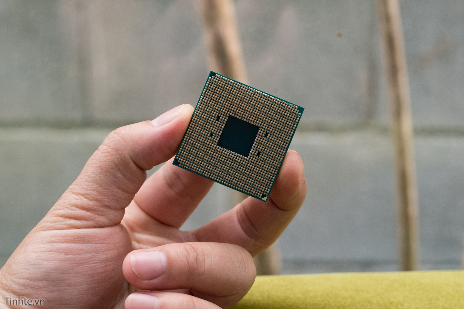 Ryzen 5 1600X_tinhte.vn 4.jpg