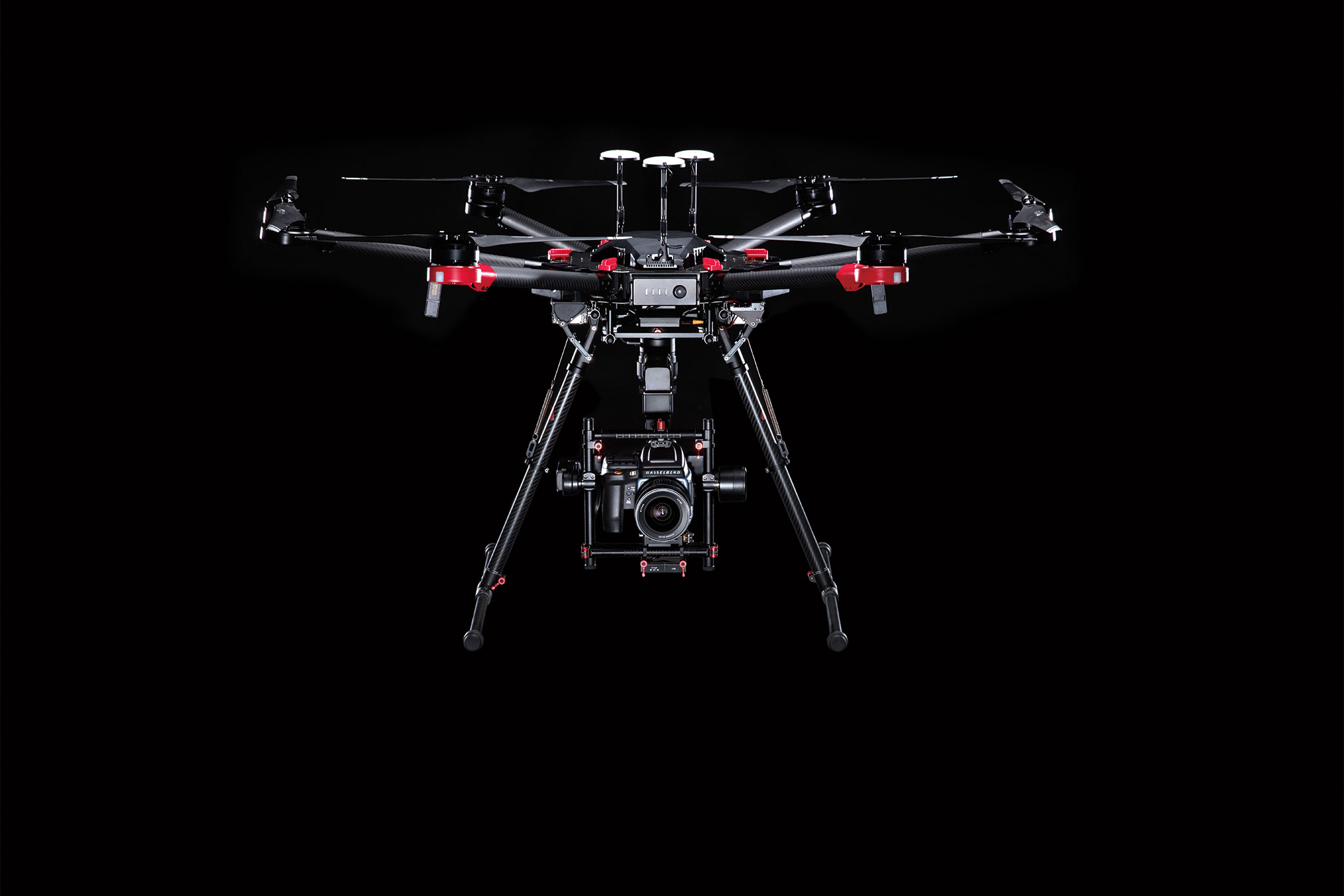 DJI_Hasselblad_100MP_tinhte.jpg