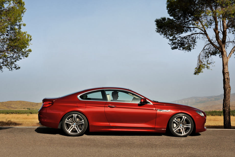 2012-BMW-6-Series-Coupe-80.jpg