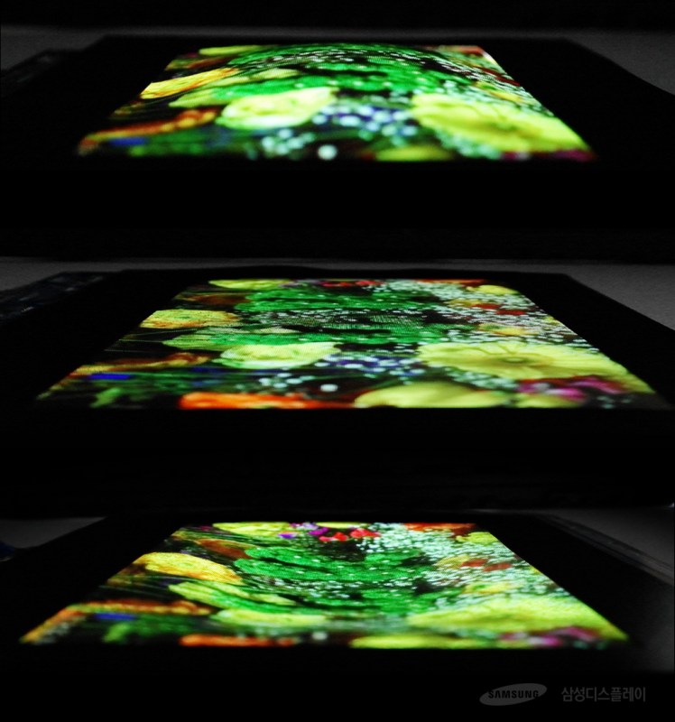 3-1_Stretchable+OLED+with+pushing+comparison-1000.jpg