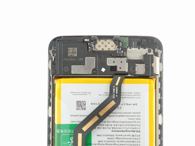 OnePlus-5-Teardown-19-600x400.jpg