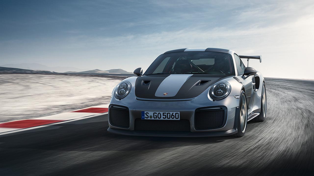 Porsche_911_GT2_RS_tinhte_1.jpg