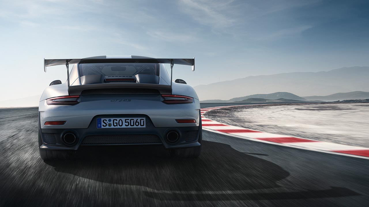 Porsche_911_GT2_RS_tinhte_2.jpg