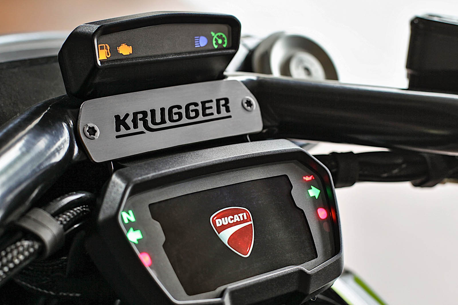 Krugger-XDiavel-20.jpg