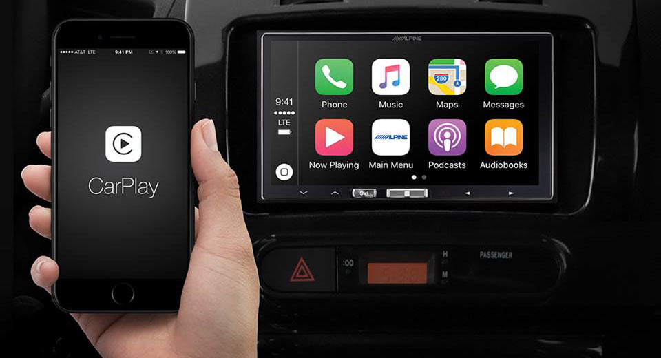 Alpine-Wireless-Apple-CarPlay-.jpg