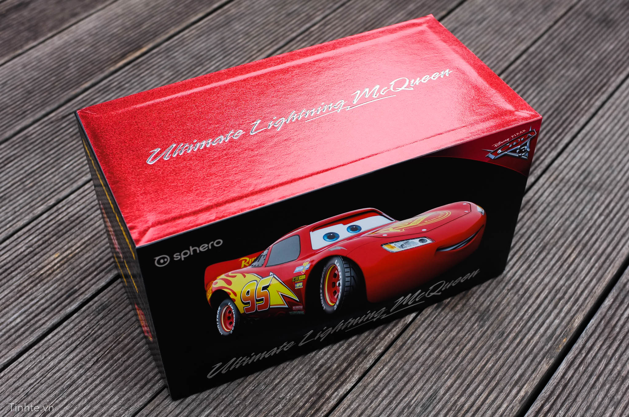 Tinhte-sphero-lightning-mcqueen-2.jpg