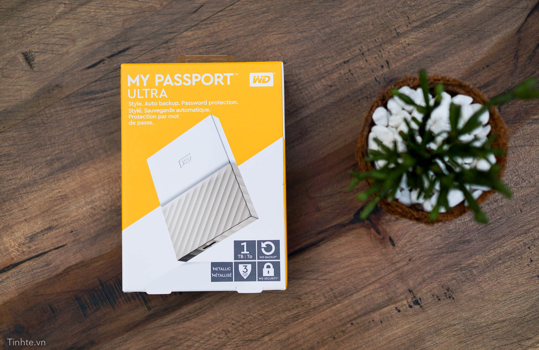 tinhte-wd-my-passport-ultra-white-5.jpg