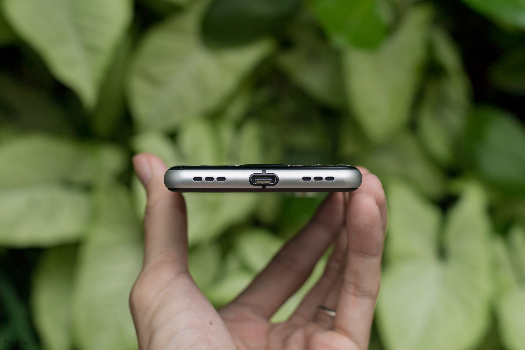 BlackBerry-KEYone-tinhte-21.jpg