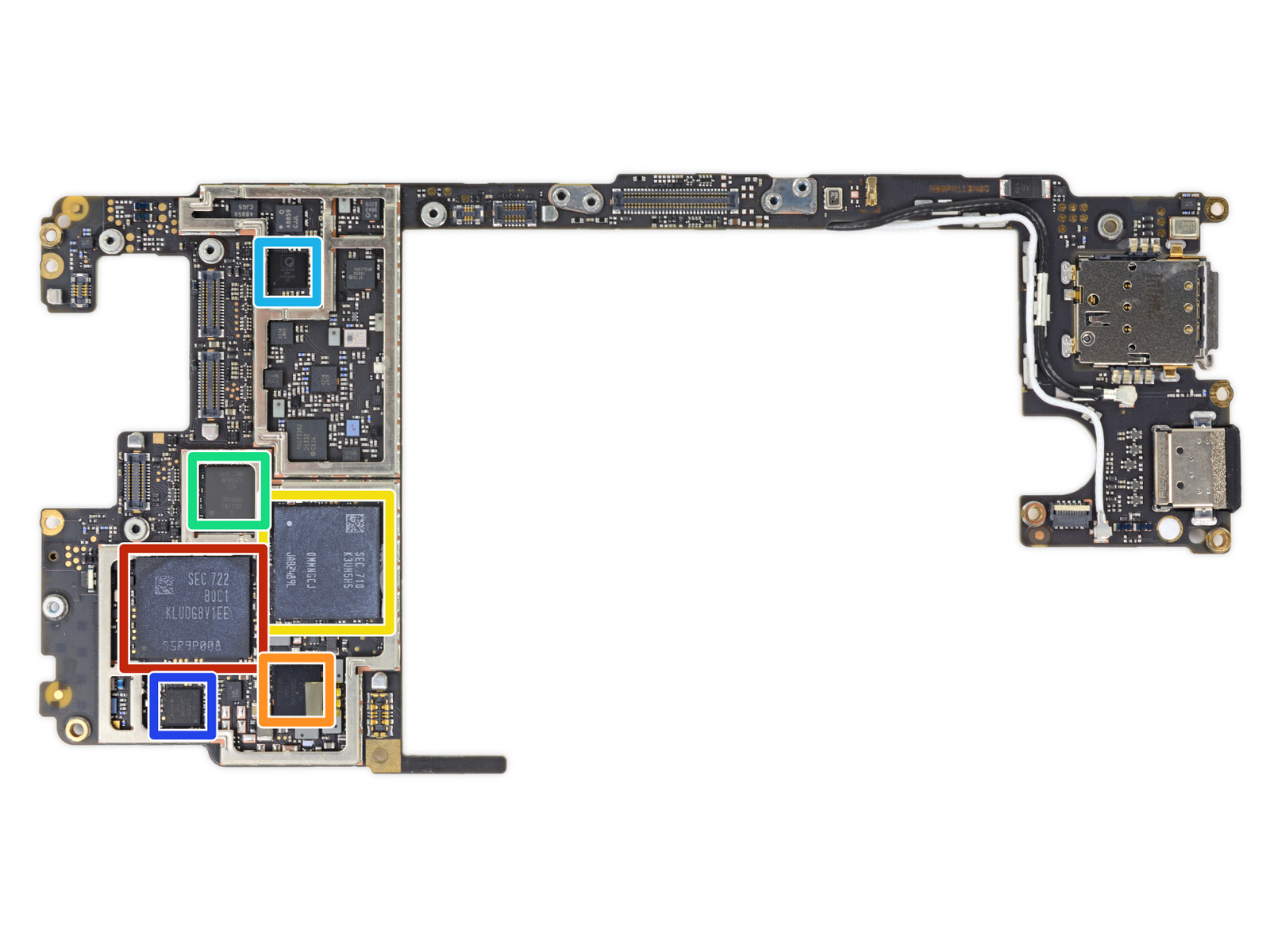 Ben_trong_Essential_Phone_iFixit_12.jpeg