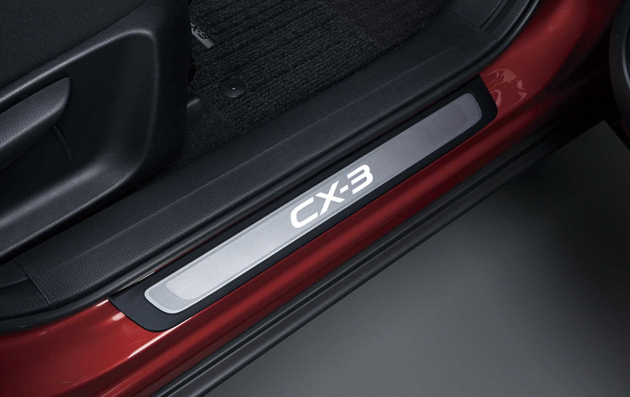 Xe.Tinhte.vn-Mazda-CX-5-CX-3-Accessories3.jpg