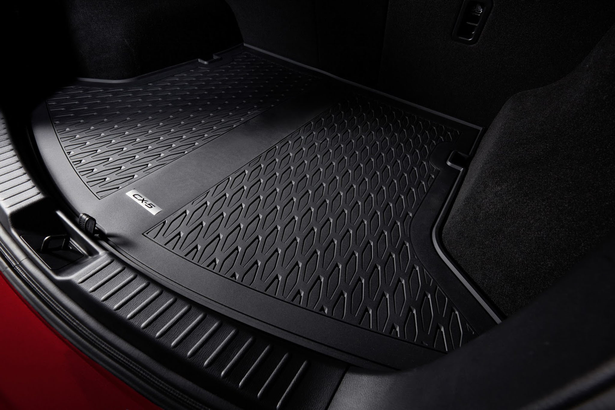 Xe.Tinhte.vn-Mazda-CX-5-CX-3-Accessories11.jpg