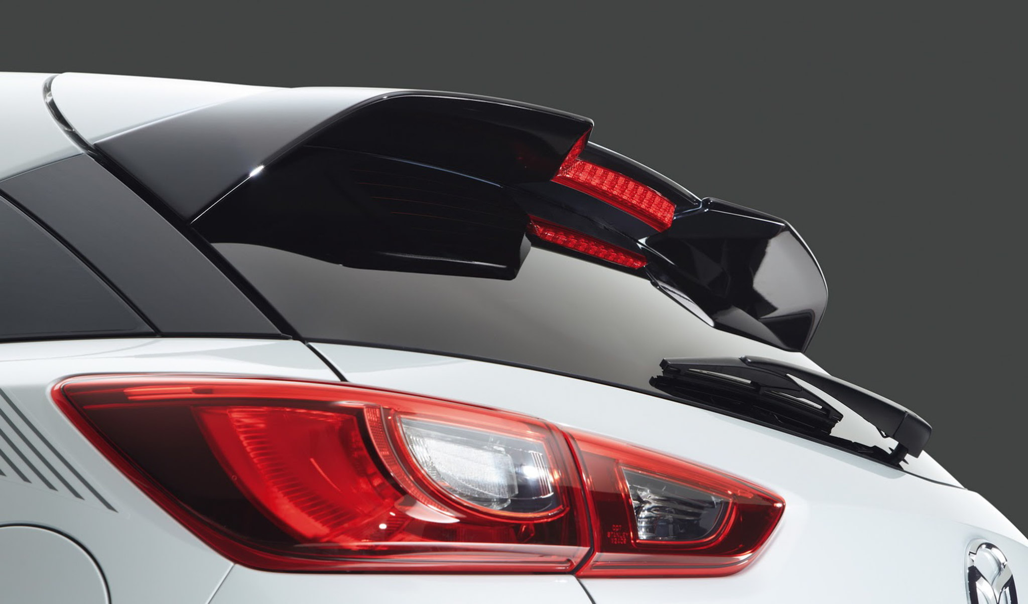 Xe.Tinhte.vn-Mazda-CX-5-CX-3-Accessories14.jpg